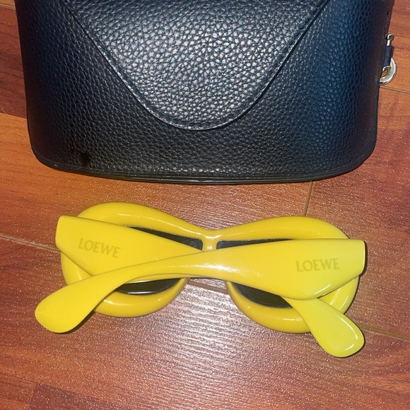 Loewe sunglasses - Picture 2 of 4